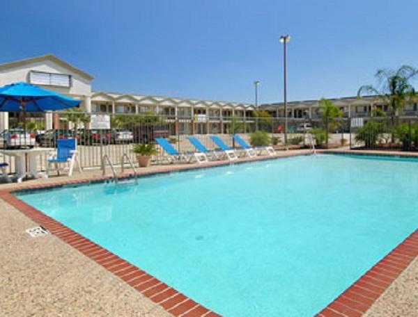 Super 8 By Wyndham Breaux Bridge Motel Facilities photo